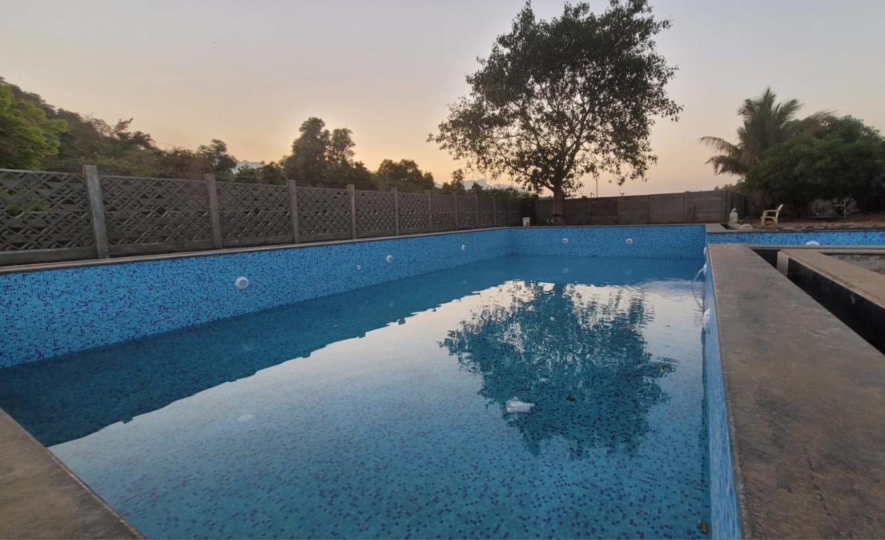 Silent Valley Resort Thane Esterno foto